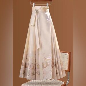 Elegant Embroidered Cream Maxi/Horse Face Skirt